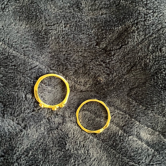 4 ring set size 8 from Dillard’s - Picture 5 of 7